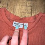 Mighty fine burnt orange sunflower top Photo 2