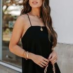 VICI collection CREST SQUARE NECK CAMI TANK Photo 1