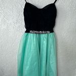 Mystic | Lace Bodice Tulle Beaded Mini Party Dress NWT By Buckle Size M Photo 3
