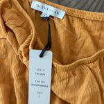 Olive & Oak One-Shoulder blouse Photo 1