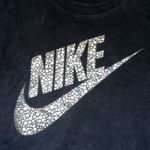 Nike  SILVER FOIL LOGO BLACK BASIC SWEATSHIRT Photo 1