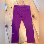 Alo Yoga ALO Crop Leggings Photo 3