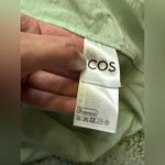 COS  voluminous v-neck light green midi dress, size 8 Photo 12