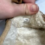 Minnetonka  Women’s Cally slippers tan suede faux fur lined size 10 casual cozy Photo 8