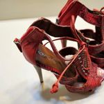 Boutique 9 Red Textured Heels 👠 Size 6 Photo 2