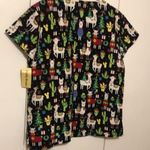 Gabby Brooke Women’s Size Medium Christmas Lama 2 Pockets V Photo 5