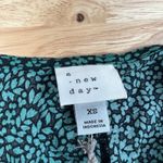 A New Day  Women's Green Printed Bishop Long Sleeve Shirt - Size XS - NWT Photo 1