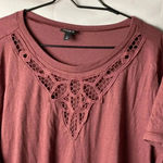 Torrid WOMENS SIZE 3(WO SIZE 22/24) DEEP MAUVE TOP LASER CUT DESIGN ON FRONT Photo 9