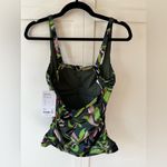 Athleta  Women’s NWT Square Neck Bra Cup‎ Tankini Bikini Top Size 34B/C Photo 2