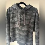 Municipal Women’s Origin Hoodie in Night Camo Black Size M Photo 4