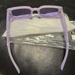 NWOT Square Vintage Y2K purple violet lilac lily sunglasses Photo 3