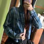 American Eagle Outfitters Cropped Flannel Photo 0