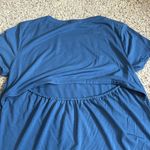 Athleta  Air out cinch t shirt Women's Blue Top Photo 2