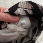 Lululemon hotty hot high rise 4" Monarch Bloom Bone Espresso/Bone size 6 Photo 1