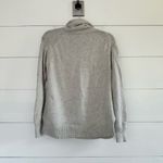 J. Crew Women’s Medium Warmspun Merino Wool Turtleneck Sweater Gray Photo 3