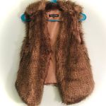 Wall Flower brown fur vest size medium! Photo 0