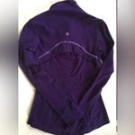 Lululemon ATHLETICA DEFINE full Zip -purple- Jacket Size 2 Photo 2