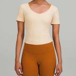 Lululemon NWT Prosecco Align Nulu Tee size 10 Photo 8