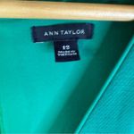 Ann Taylor NWOT  Size 12 Kelly Green V-Neck Sheath Midi Dress Wedding Career Work Photo 2