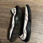 Clarks  Women's P-Berry Loafer Flat Shoes  - Size 9 Photo 7