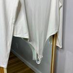 Good American white u ring bodysuit Photo 3