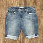 Levi's Size 34 18 Shorts Classic Fit Bermuda High Rise Jean Cuffed Denim Stretch Photo 2