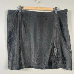 Juicy Couture  Short Skirt Snake Skin Pattern Black Box Pleat‎ Size 1X Mini Rock Photo 0