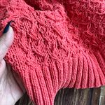 Seven7 Women’s Round Neck Textured Chenille Sweater in Hibiscus Coral Size Small Photo 8