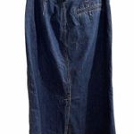 Gloria Vanderbilt  Size 12P Medium Wash Modest Length Button Front Denim Skirt. Photo 1