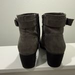 Croft & Barrow Womens Gray Suede Ankle Boots Photo 4