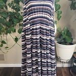 Caslon Nwt Tiered Smocked Waist Jersey Maxi Dress | 1X Photo 2
