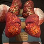 Lounge Fly  Minnie Mouse Main Attraction big thunder mountain backpack disney ears Photo 6