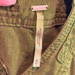 Free People  Green Linen Blend Expedition Shortalls - size Medium Photo 3