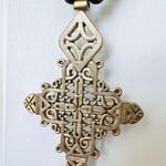 Southern Living | Brown Beaded Multi Photo 3