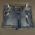 Old Navy  Light Wash Boyfriend Distressed Denim Jean Shorts Size 8 Photo 0