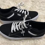 Vans Women's Seldan Low Top Photo 0
