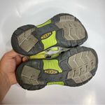 Keen  Lime green sandals‎ approximately size 7.5-8 Photo 8