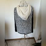 Zenergy by black white leopard zip up hoodie with pockets Chicos size 2 Photo 8