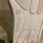 Gentle Souls  by Kenneth Cole Gold Gisele 65 Sporty Slide Shoes Womens Size 9 Photo 1