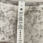 Lululemon  Women’s Short Sleeve Top Size 8-EUC Photo 2