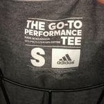 the go to performance shirt size small adidas floral shirt workout top​​​ Photo 2