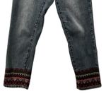 Jones Studio Capri Jeans 10 Blue Embroidered Cottagecore Boho Bohemian Hippie Medium Wash Photo 7