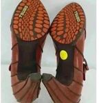 TSUBO Maryjane Women's 3.5" High Heel Pump Red Size 6 Photo 9