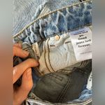 PacSun Women’s  High Waisted Ripped Light Wash Denim Mom Jeans Size 25 Photo 3