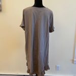 Short sleeve ruffled high to low shirt Tan Photo 4