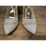 Badgley Mischka Weslee III Princess Pump Sz 9.5 NWOB Pearl Embellishments Bride Photo 6