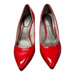 Life Stride Super Classic Red Elegant Women's Pumps size 9M flexibility foam Photo 1