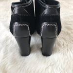 Nine West Suede Moccasin Ankle Boot Bootie Black Chunky Heel Leather Size 5.5 Photo 5