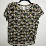H&M  basic floral top lightweight women’s‎ size small business casual curved hem Photo 0