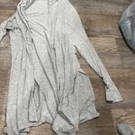 Carly Jean Los Angeles Carly jean small grey cardigan Photo 1